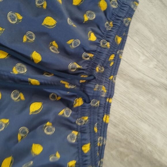 Man's bathing suit XL - Picture 3 of 7